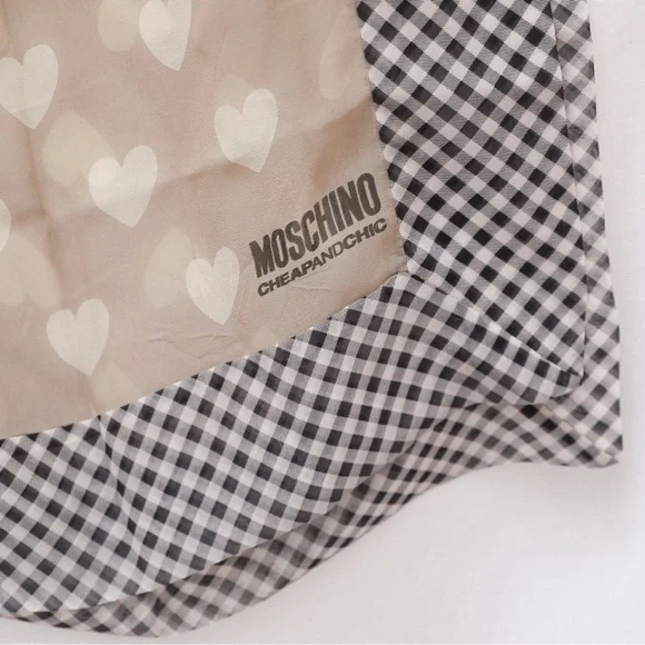 Moschino Cheap and Chic Silk Scarf Beige Hearts Print NWOT new plaid check light - Picture 2 of 6